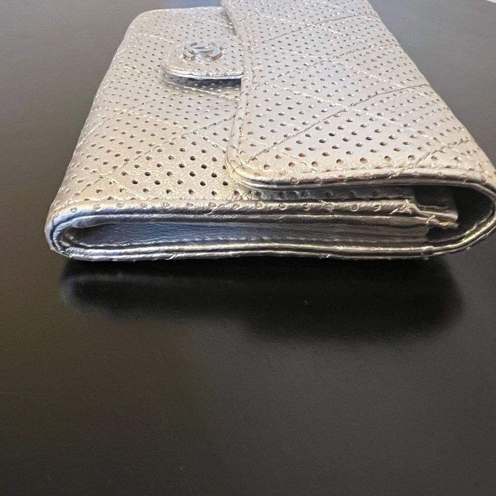 AUTHENTIC CHANEL WALLET- Silver - Picture 4 of 12